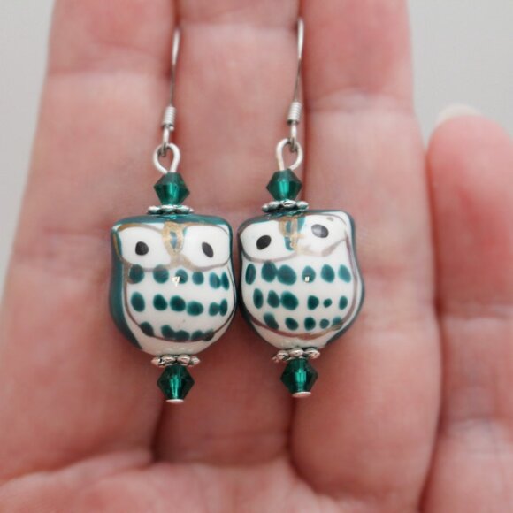 Emerald Green Porcelain Owl Beaded Earrings - Handmade & Hypoallergenic - Picture 7 of 7